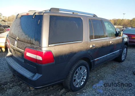 2011 Lincoln Navigator из США, поврежденный, VIN 5LMJJ2H57BEJ03590